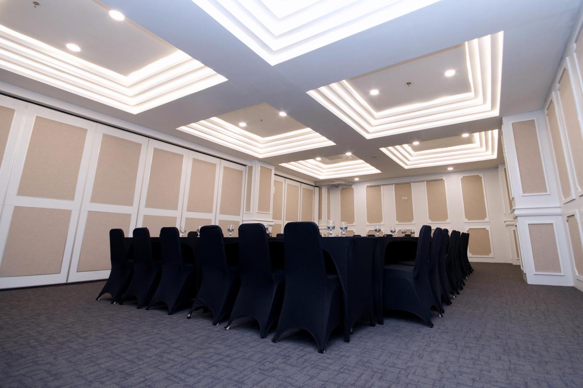 Grand Permata Hijau Hotel Sukabumi Extérieur photo