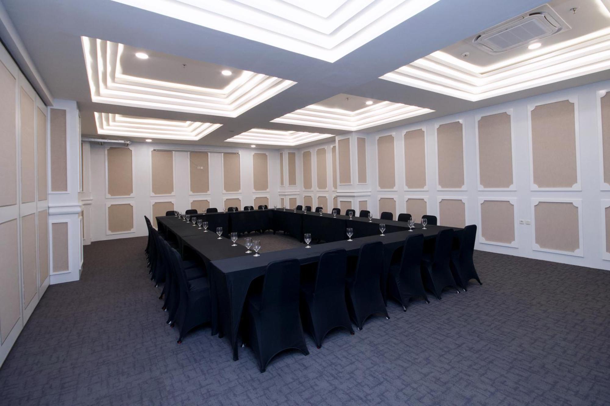 Grand Permata Hijau Hotel Sukabumi Extérieur photo