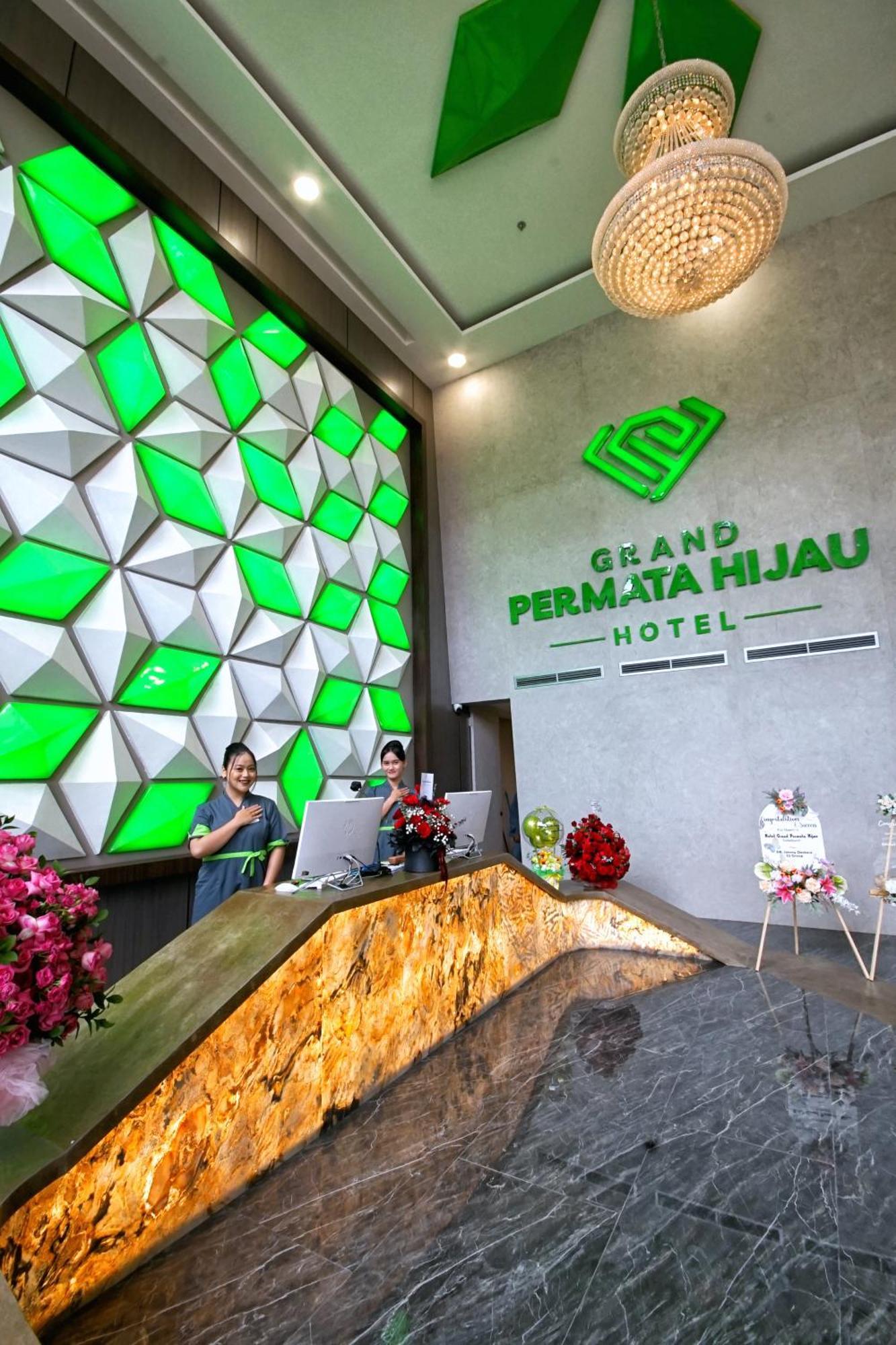 Grand Permata Hijau Hotel Sukabumi Extérieur photo