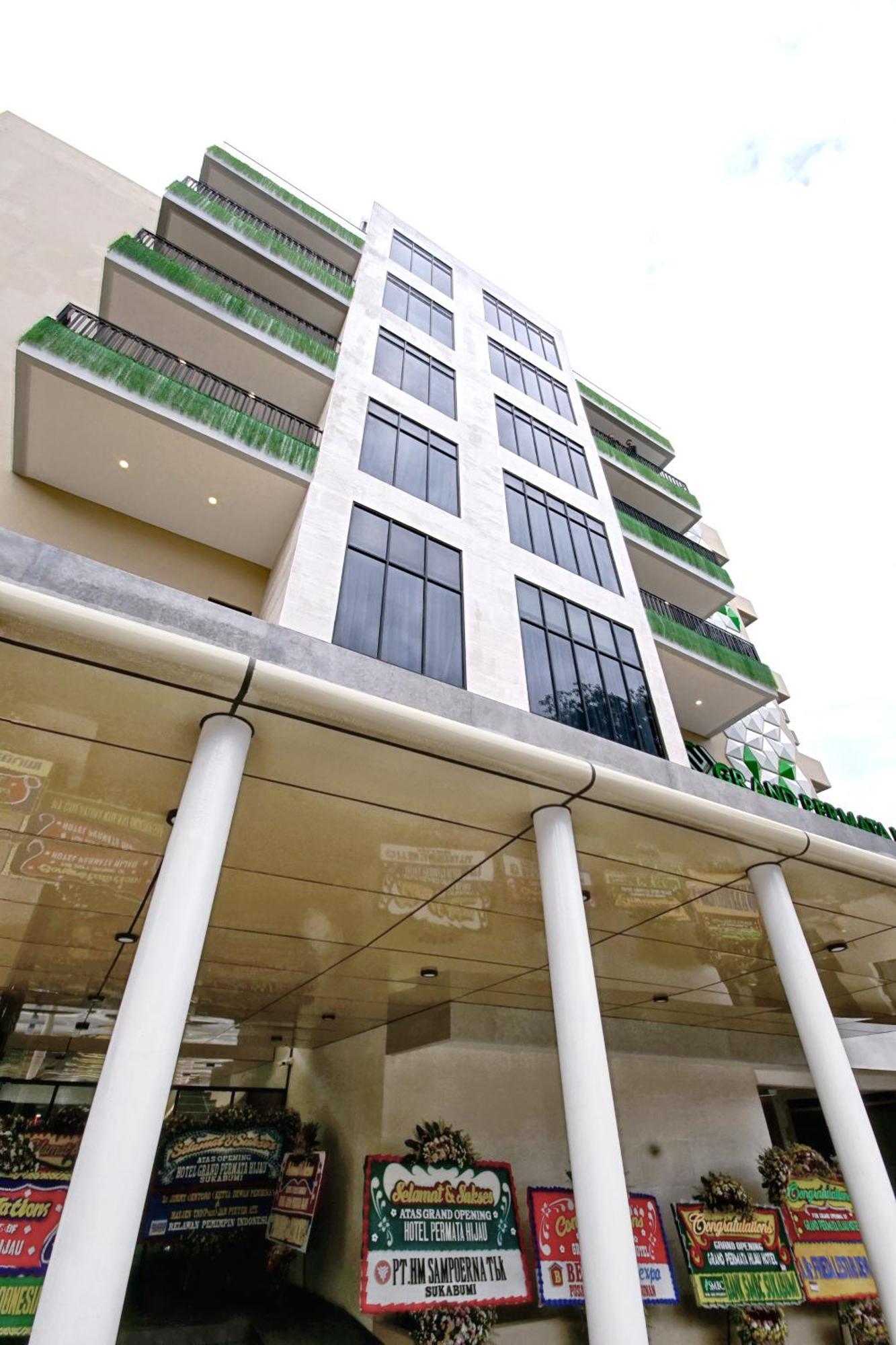 Grand Permata Hijau Hotel Sukabumi Extérieur photo
