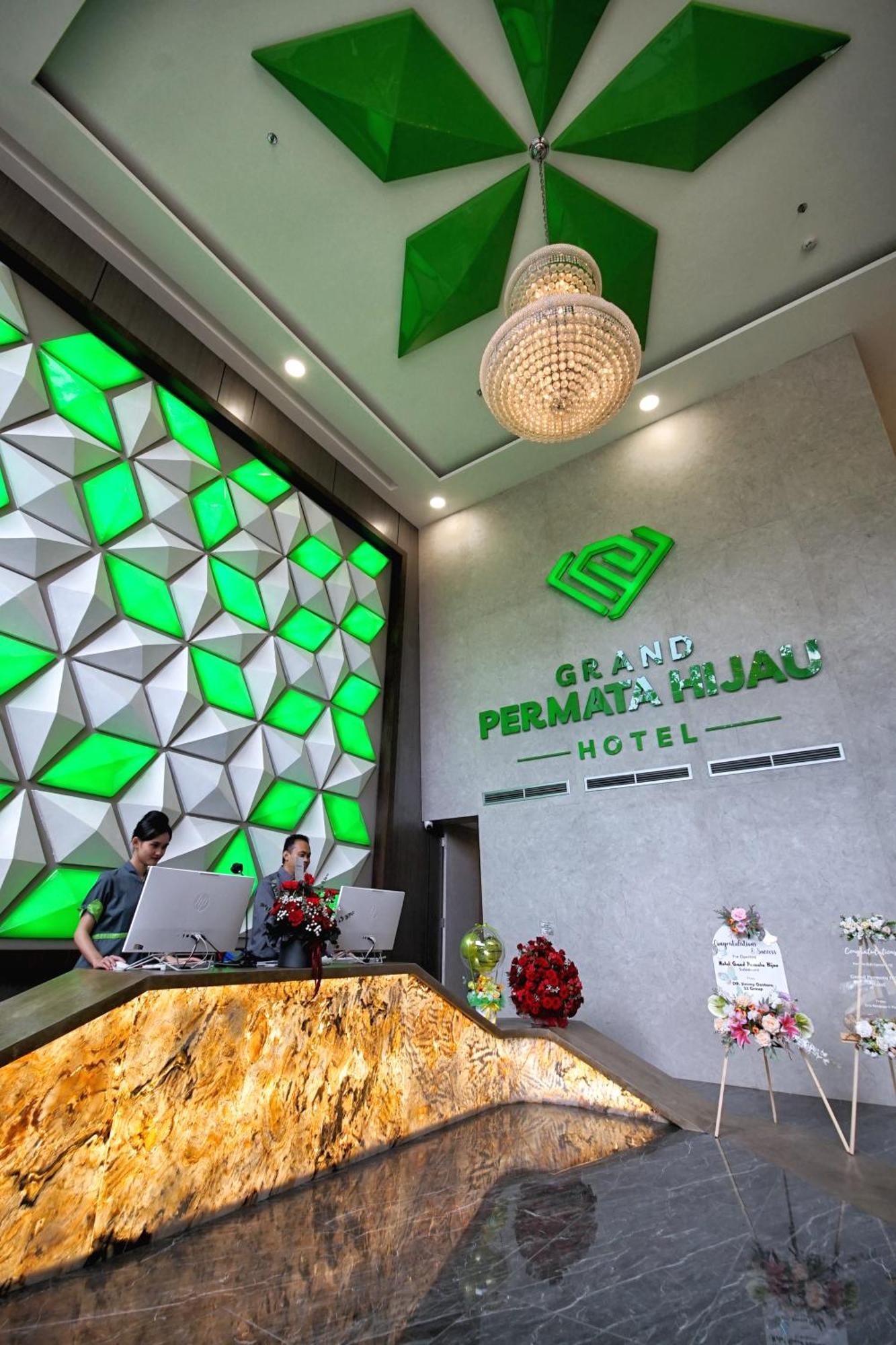 Grand Permata Hijau Hotel Sukabumi Extérieur photo